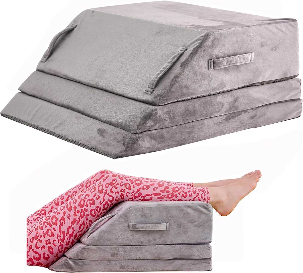 Jakoola Wedge Pillow with 3 adjustable heights offers leg elevation, reduces swelling, and relieves back, knee & sciatica pain. Ideal for recovery.